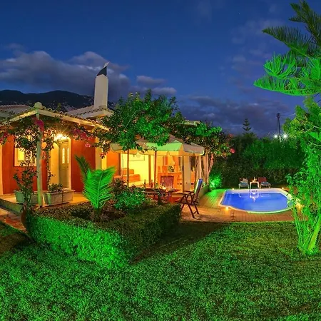 Trapezaki Secret Garden Vila